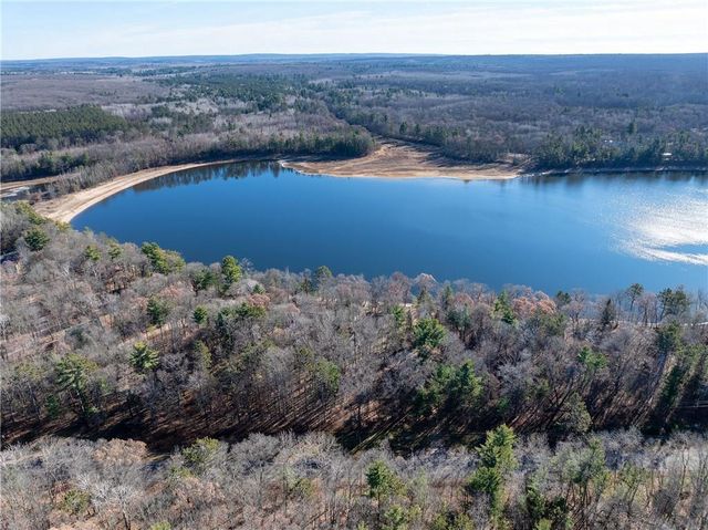 7736 Cr-E, Hayward, WI 54843