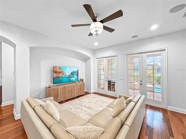 432 ISLEBAY DRIVE, Apollo Beach, FL 33572