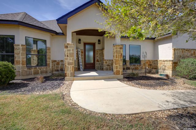 750 Cambridge, New Braunfels, TX 78132