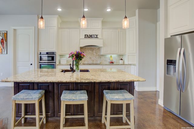 750 Cambridge, New Braunfels, TX 78132