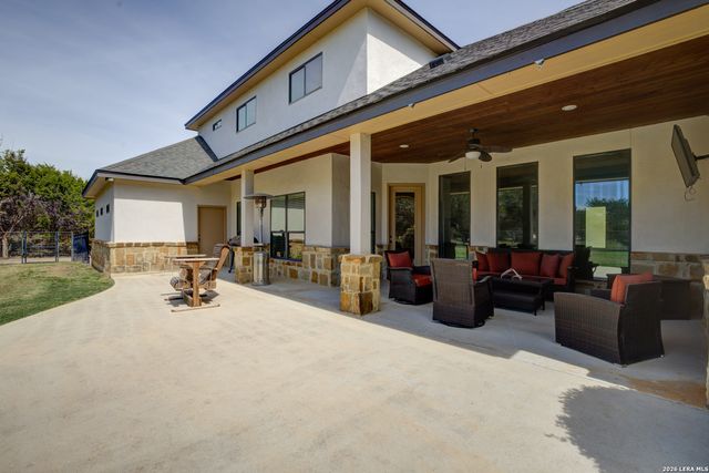 750 Cambridge, New Braunfels, TX 78132