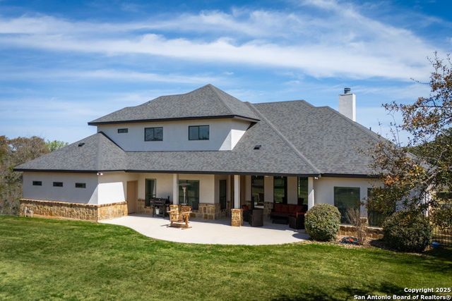 750 Cambridge, New Braunfels, TX 78132