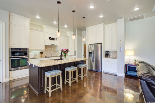 750 Cambridge, New Braunfels, TX 78132