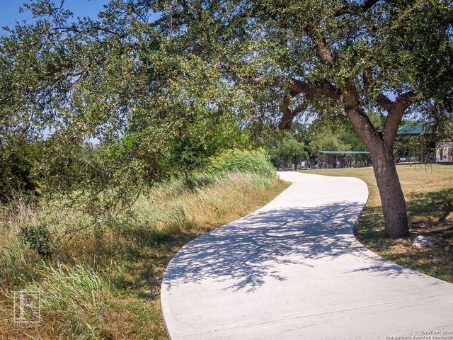 750 Cambridge, New Braunfels, TX 78132