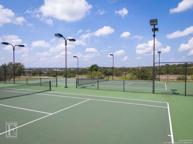 750 Cambridge, New Braunfels, TX 78132