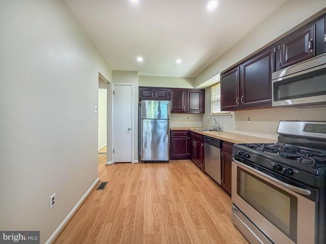 75 DAWSON RD, Langhorne, PA 19047