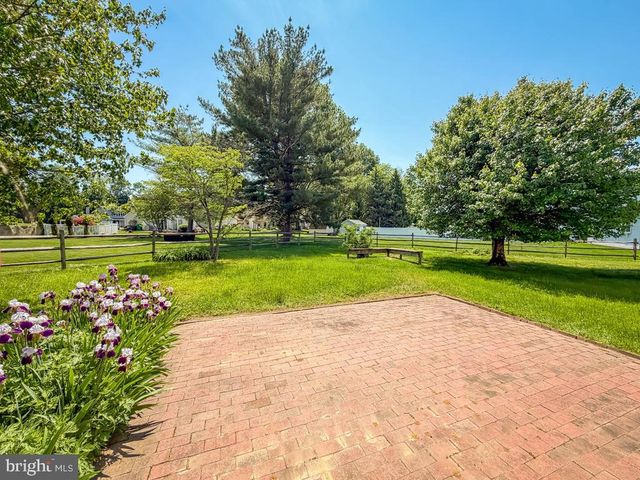 75 DAWSON RD, Langhorne, PA 19047