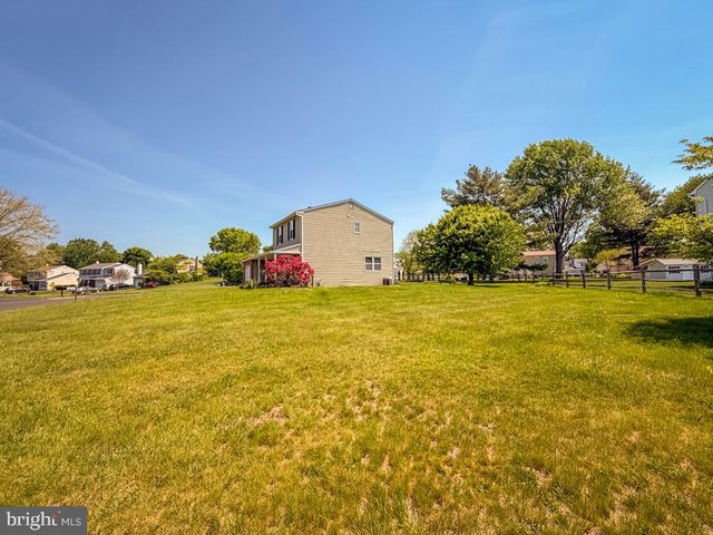 75 DAWSON RD, Langhorne, PA 19047