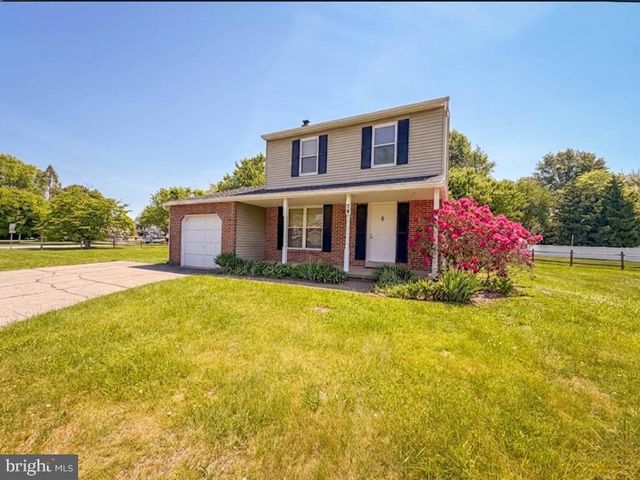 75 DAWSON RD, Langhorne, PA 19047