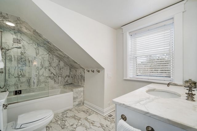 2216-CH N Magnolia Avenue, Chicago, IL 60614