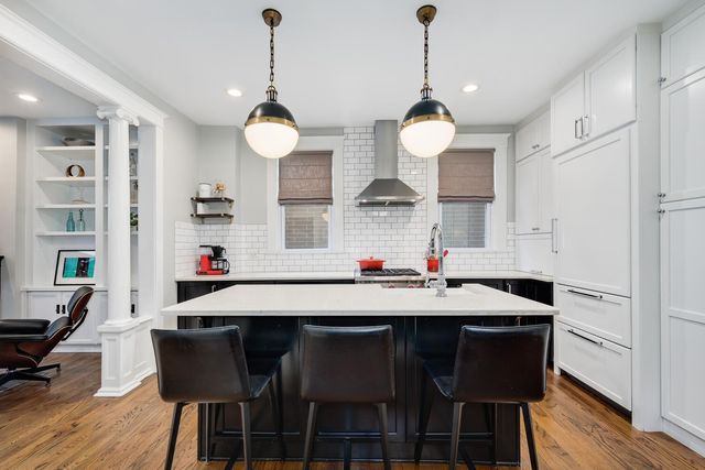 2216-CH N Magnolia Avenue, Chicago, IL 60614