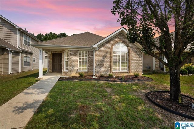 269 VILLAGE DRIVE, Calera, AL 35040