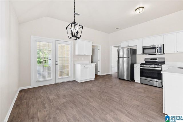 269 VILLAGE DRIVE, Calera, AL 35040