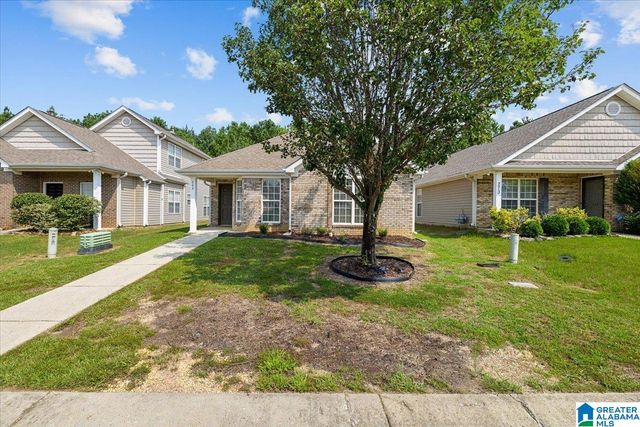 269 VILLAGE DRIVE, Calera, AL 35040