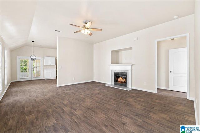 269 VILLAGE DRIVE, Calera, AL 35040