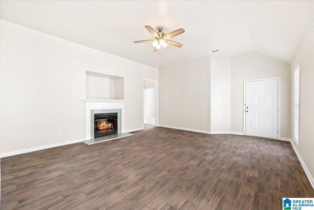 269 VILLAGE DRIVE, Calera, AL 35040
