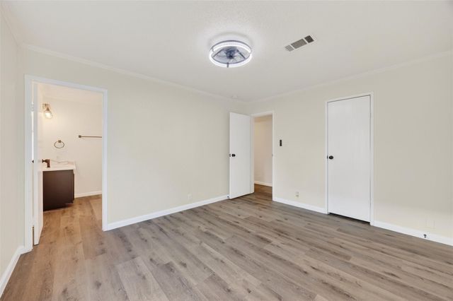 11722 Greenglen Drive, Houston, TX 77044