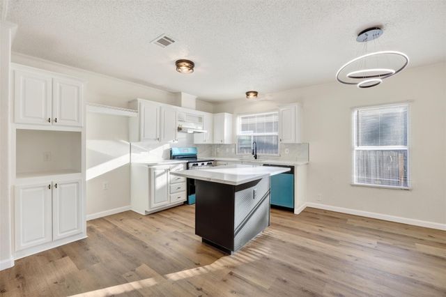 11722 Greenglen Drive, Houston, TX 77044