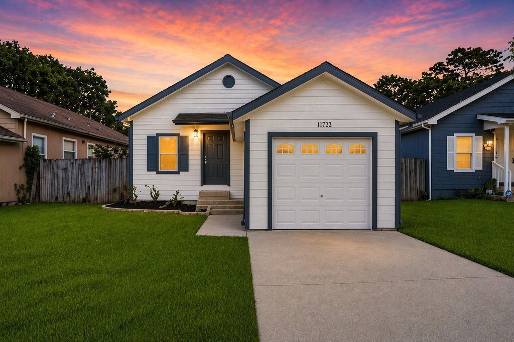 11722 Greenglen Drive, Houston, TX 77044