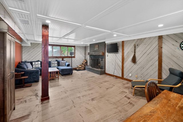 23783 Caves Road, Gambier, OH 43022
