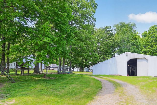 23783 Caves Road, Gambier, OH 43022