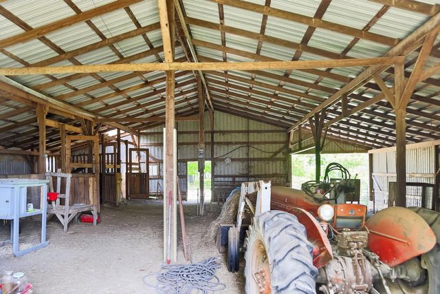 23783 Caves Road, Gambier, OH 43022