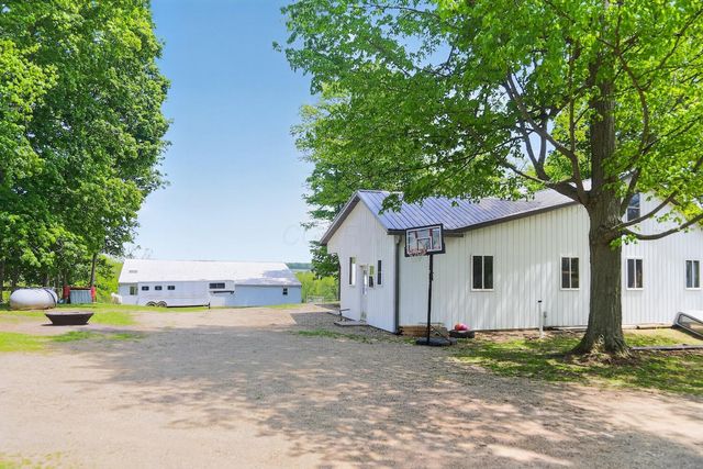 23783 Caves Road, Gambier, OH 43022