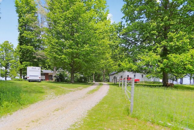 23783 Caves Road, Gambier, OH 43022