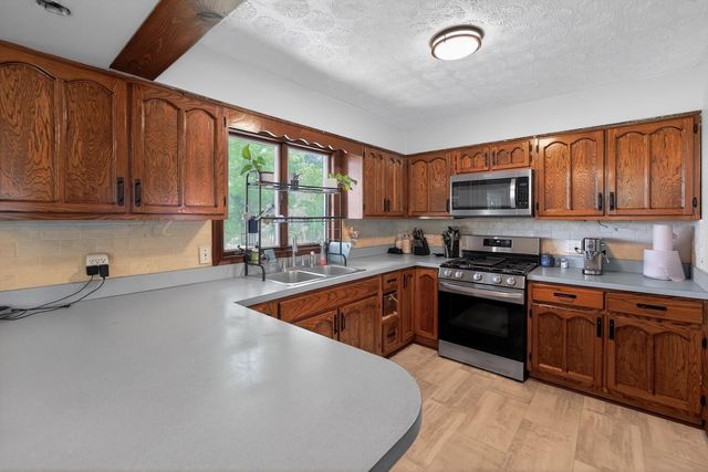23783 Caves Road, Gambier, OH 43022