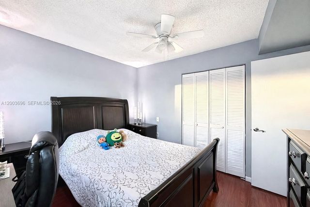 8155 W 9th Ct, Hialeah, FL 33014