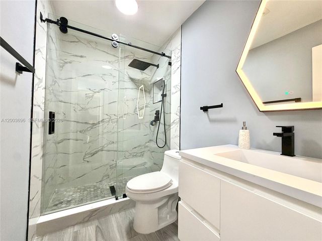 8155 W 9th Ct, Hialeah, FL 33014