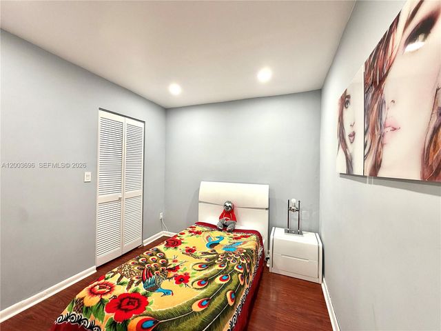 8155 W 9th Ct, Hialeah, FL 33014