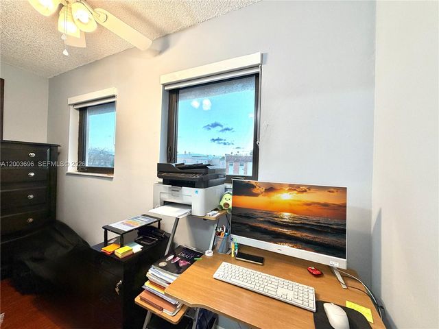 8155 W 9th Ct, Hialeah, FL 33014