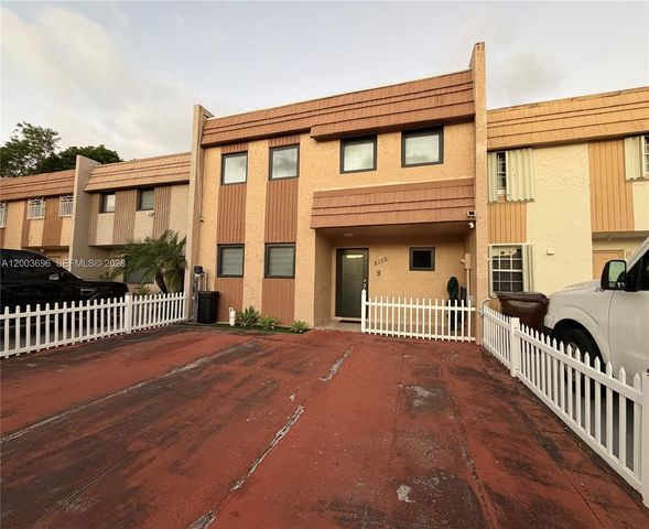 8155 W 9th Ct, Hialeah, FL 33014