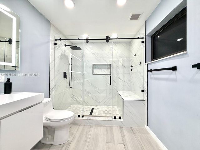 8155 W 9th Ct, Hialeah, FL 33014