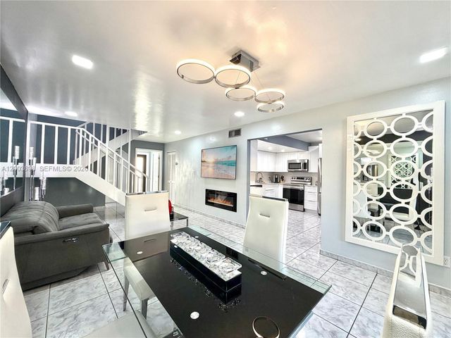 8155 W 9th Ct, Hialeah, FL 33014