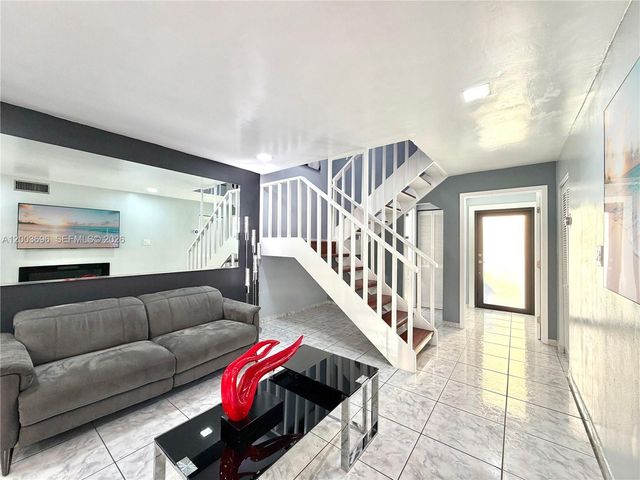 8155 W 9th Ct, Hialeah, FL 33014