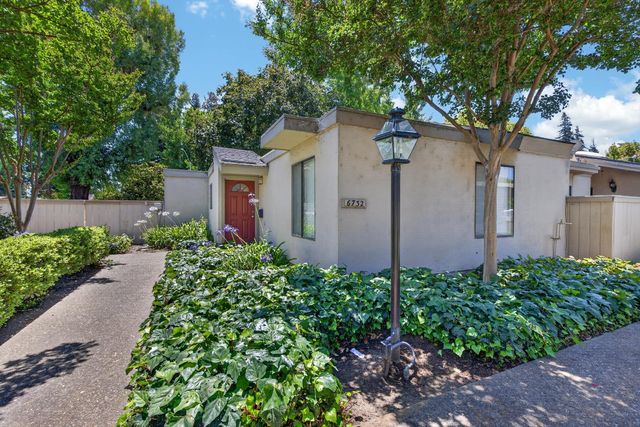 6732 Cumberland Pl, Stockton, CA 95219