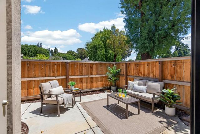 6732 Cumberland Pl, Stockton, CA 95219