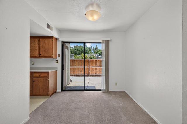 6732 Cumberland Pl, Stockton, CA 95219