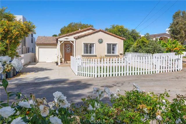 1415 Corona Street, Hermosa Beach, CA 90254