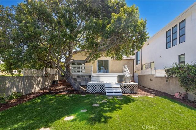 1415 Corona Street, Hermosa Beach, CA 90254