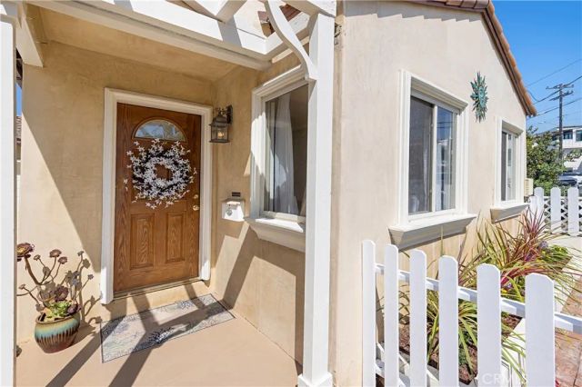 1415 Corona Street, Hermosa Beach, CA 90254