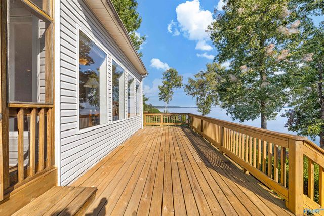 5892 Bay Hill Drive, Athens, AL 35611