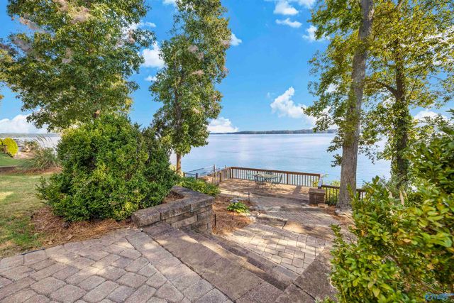 5892 Bay Hill Drive, Athens, AL 35611