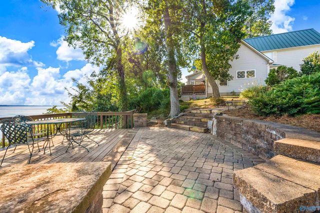 5892 Bay Hill Drive, Athens, AL 35611