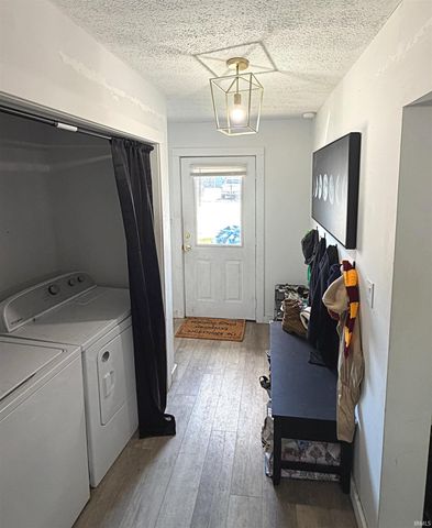 528 J Street, Bedford, IN 47421