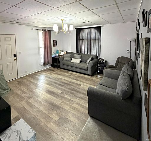 528 J Street, Bedford, IN 47421