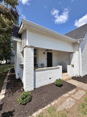528 J Street, Bedford, IN 47421