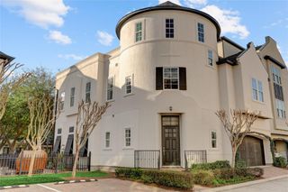 1701 Wrenwood Lakes, Houston, TX 77043